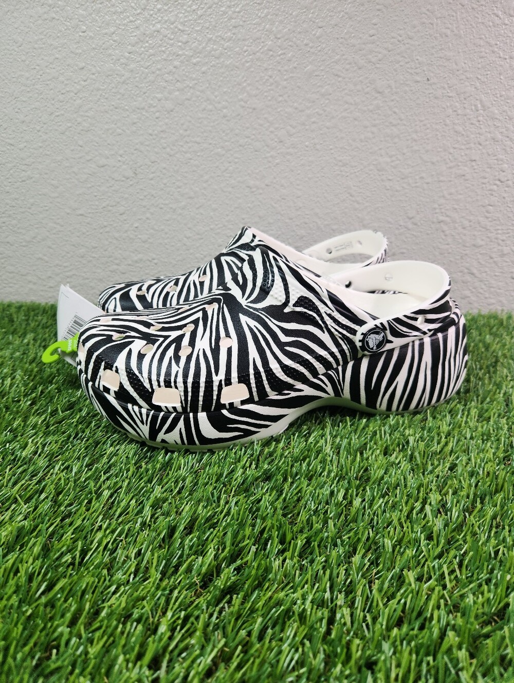 Crocs Classic Platform Animal Clogs Zebra Print 211760-9GJ Women's Size 9 NWT